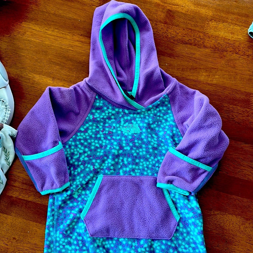 The north face 6-12m winter cozy suit